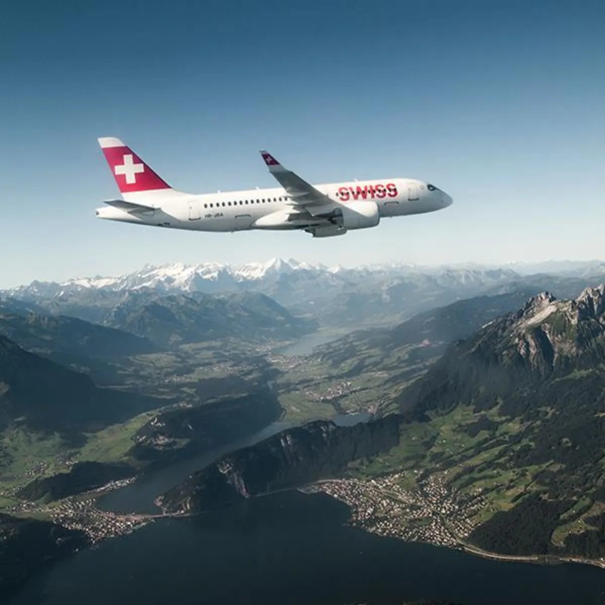 Авиакомпания SWISS возобновляет полеты в Россию