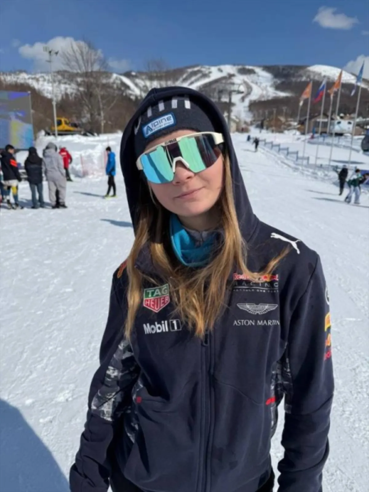 Ева Миронова и Макар Орехов выиграли слалом-гигант на Всероссийских соревнованиях «Надежды России»