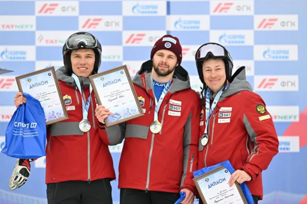 Иван Кузнецов  -  чемпион России в параллельном слаломе