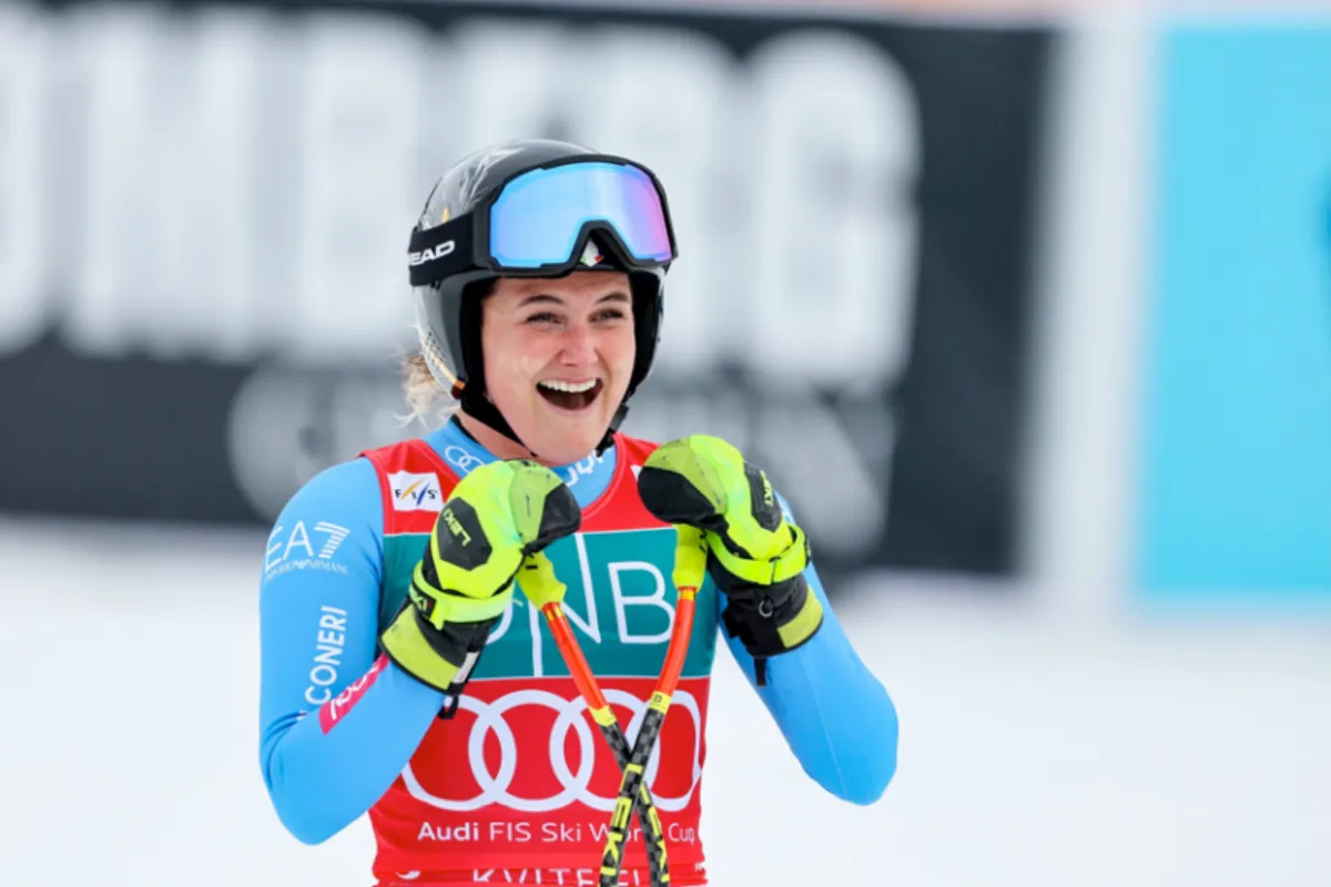 Laura Pirovano wins race and globe