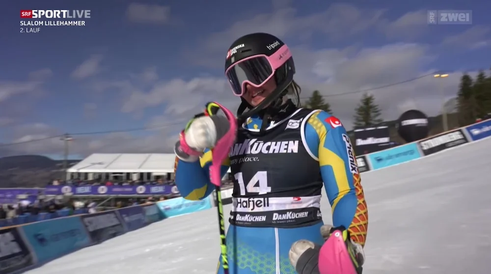 Shiffrin leads Hafjell slalom, nears overall World Cup