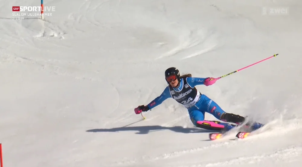 Shiffrin leads Hafjell slalom, nears overall World Cup