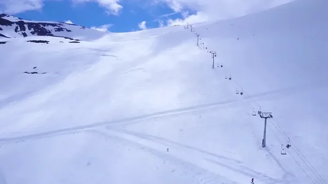 Stryn Glacier Ski