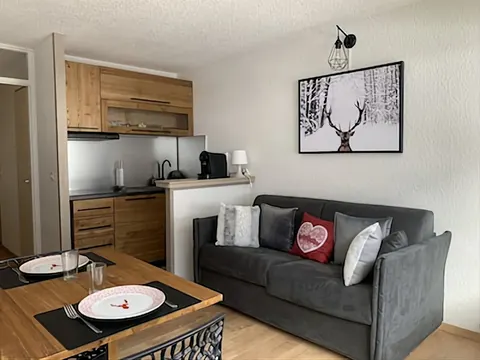 Apartment in Contamines-Montjoie for 6 with balcony, pets allowed