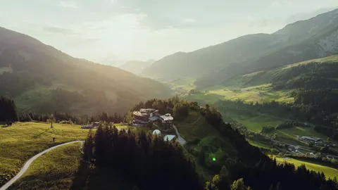 Holzhotel Forsthofalm