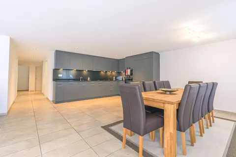Habibi Apartment - Aare Jungfrau AG