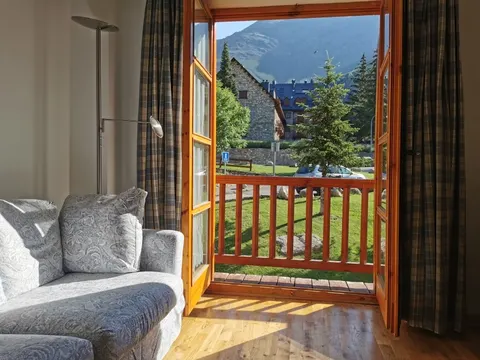 Appartement au Pla de l'Ermita dans la Vallée de BoÏ , Pyrénées Catalanes