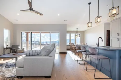 Powder Mountain Escape B1 | Hot Tub | Ski Getaway