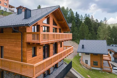 Studio for up to 4 people