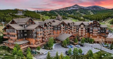 Luxury One Ski Hill 2 Bedroom Ski-Inout Condo At Peak 8