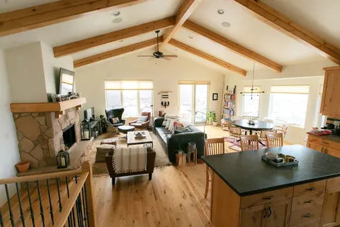 Powder Mountain 5 Bedroom Home Woodfired Sauna