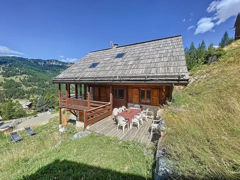 CHALET GROUND FLOOR 2 a 6 Per MOLINES EN QUEYRAS center