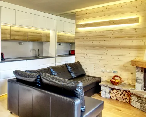 Stunning Alpine View Apartment· Balcony· Near Ski