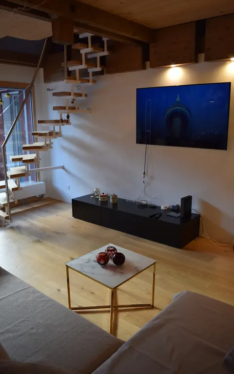 Beautiful attic apartment in Lax VS
