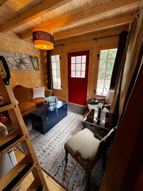 The Victorian Cabin