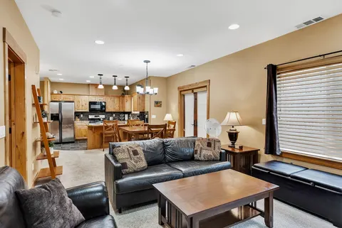 Alpine Village Suite w/ Garage and Sauna *No Pets*