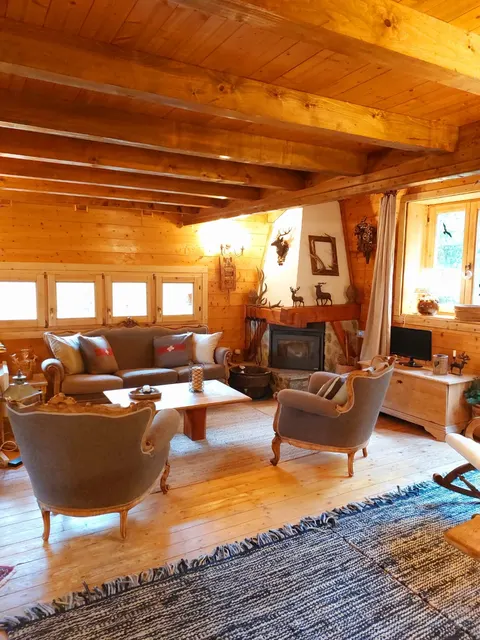 "CHALET dei FIORI" room & apartment