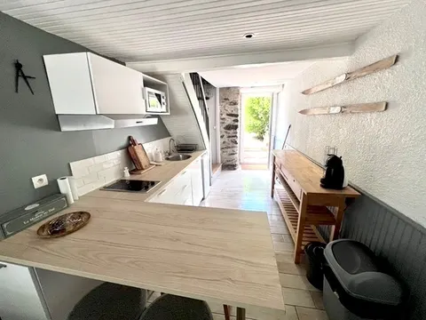 In the heart of Ariège, renovated period house