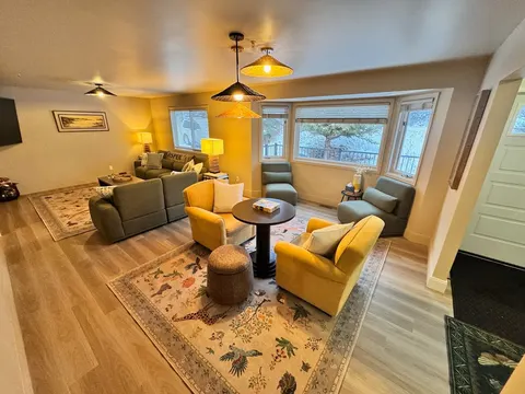 New 6BR Retreat Near Aspen