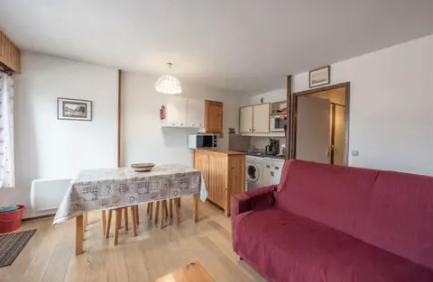 Ideal ski accommodation - Garage, bus and amenities