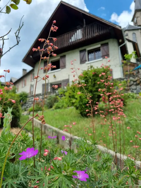 Le Chalet Jeanne-Grand Domaine Alpe d'Huez - 3*