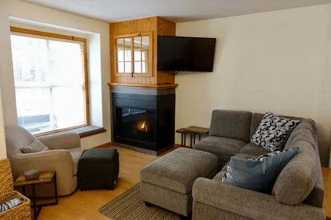 Sun Peaks Condo #10 Crystal Forest