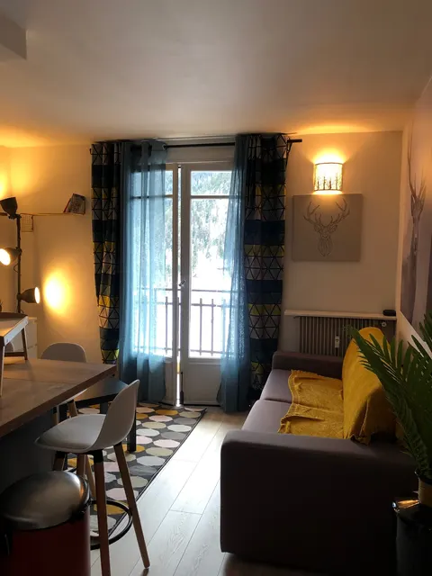 Welcome to Frederic and Julie's home