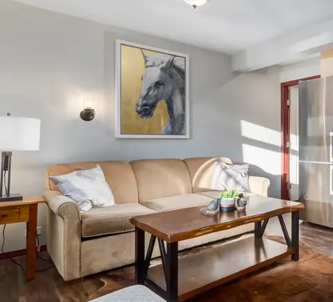 Yam 16/17 - 2 Bedroom King/Queen