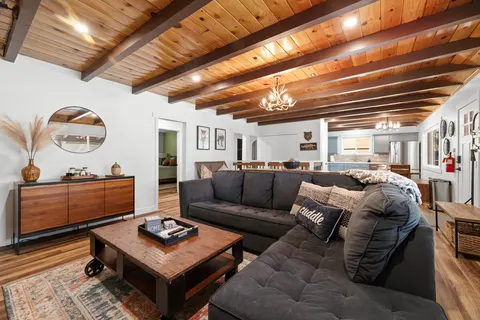 RidgeTop Retreat, new rental.