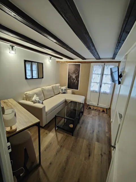 Apartment for 5 with balcony, mountain views