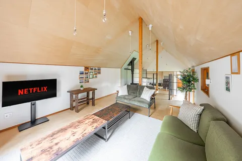 Poroto House【Cottage with lakeside view / 81㎡】