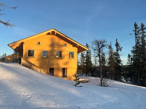 Ski accommodation, cross-country & downhill