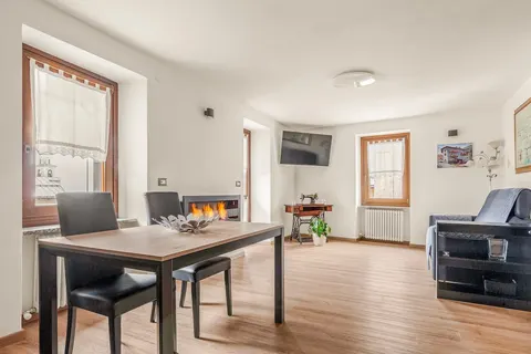 Alpine Dream (Balcony + Private Parking)