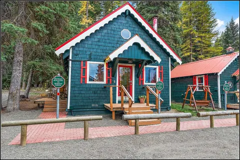 Brundage Bungalows