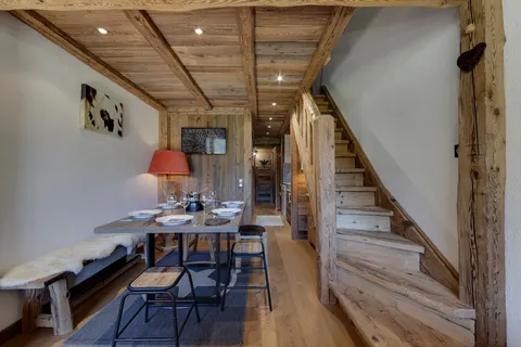 Chalet style apartment splendid 180° mountain view