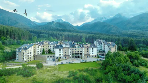 Saint George Palace Aparthotel