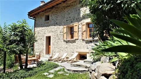 Pierre Cottage - view of the Pelvoux