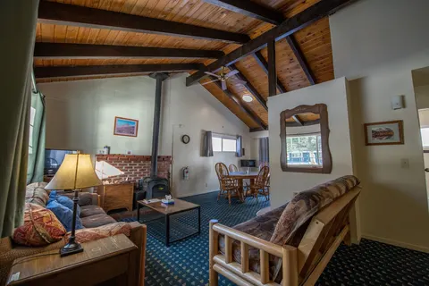 Gull Lake Lodge