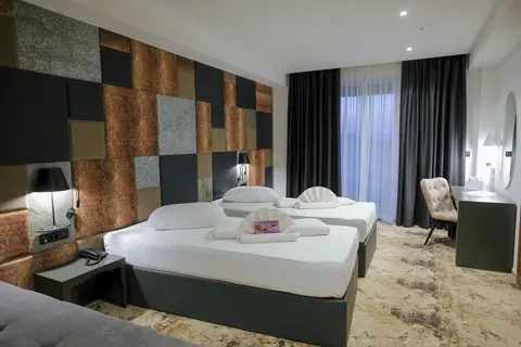 Hollywood Hotel