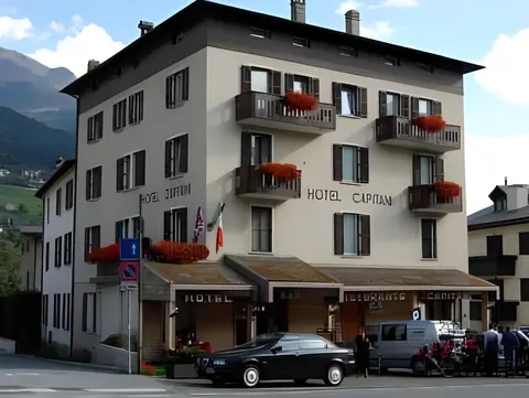 Hotel Capitani