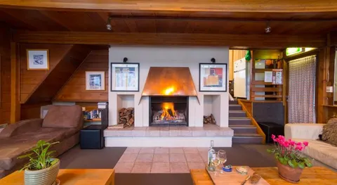 Aneeki Ski Lodge