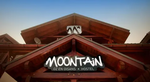 Moontain Hostel