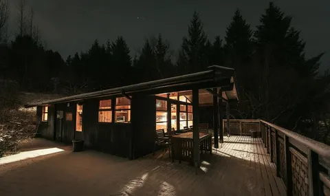 Lovely Cabin in the Capital Area with hot tube