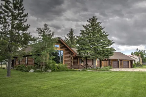 Grizzly Peak Cabin