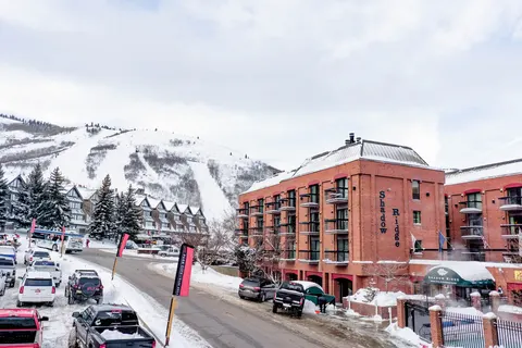 Shadow Ridge by All Seasons Resort Lodging