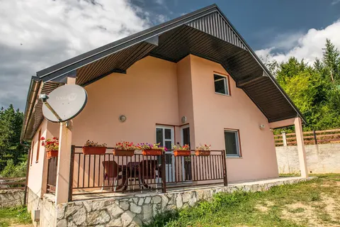 Forest Paradise - four bedroom villa