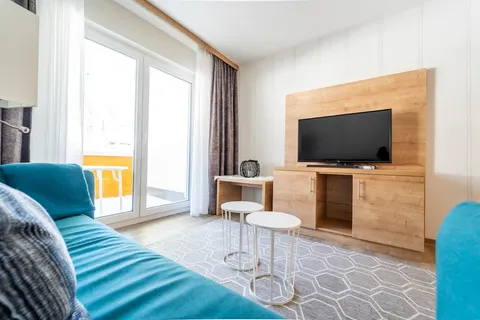 Apartment 'Schwarzwaldschick' - directly on the ski slope, with mountain view, whirlpool tub