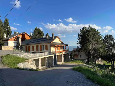 Garden-level chalet 75m² with garden