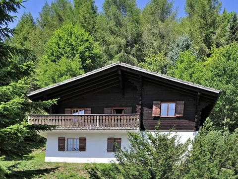 Chalet Chalet La Poya by Interhome
