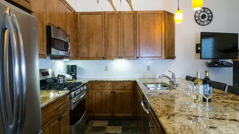 2Br 2Ba- Overwhelming Charm, Overlooking the Village